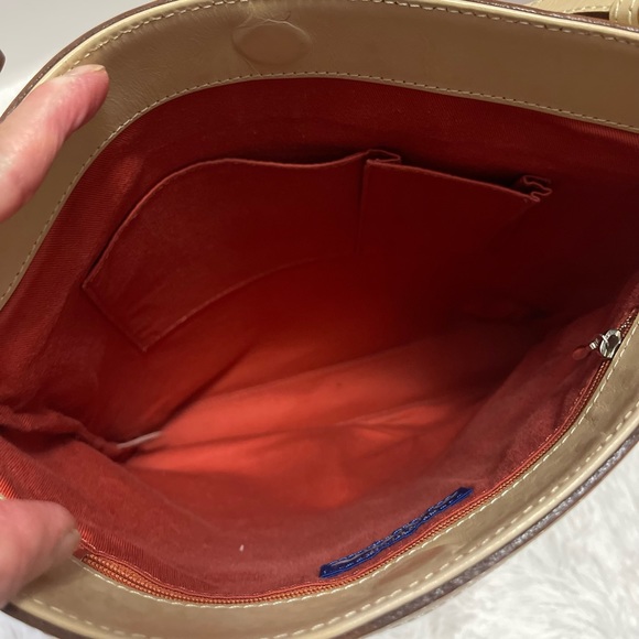 BURBERRY SHOULDER BAG - Picture 5 of 16